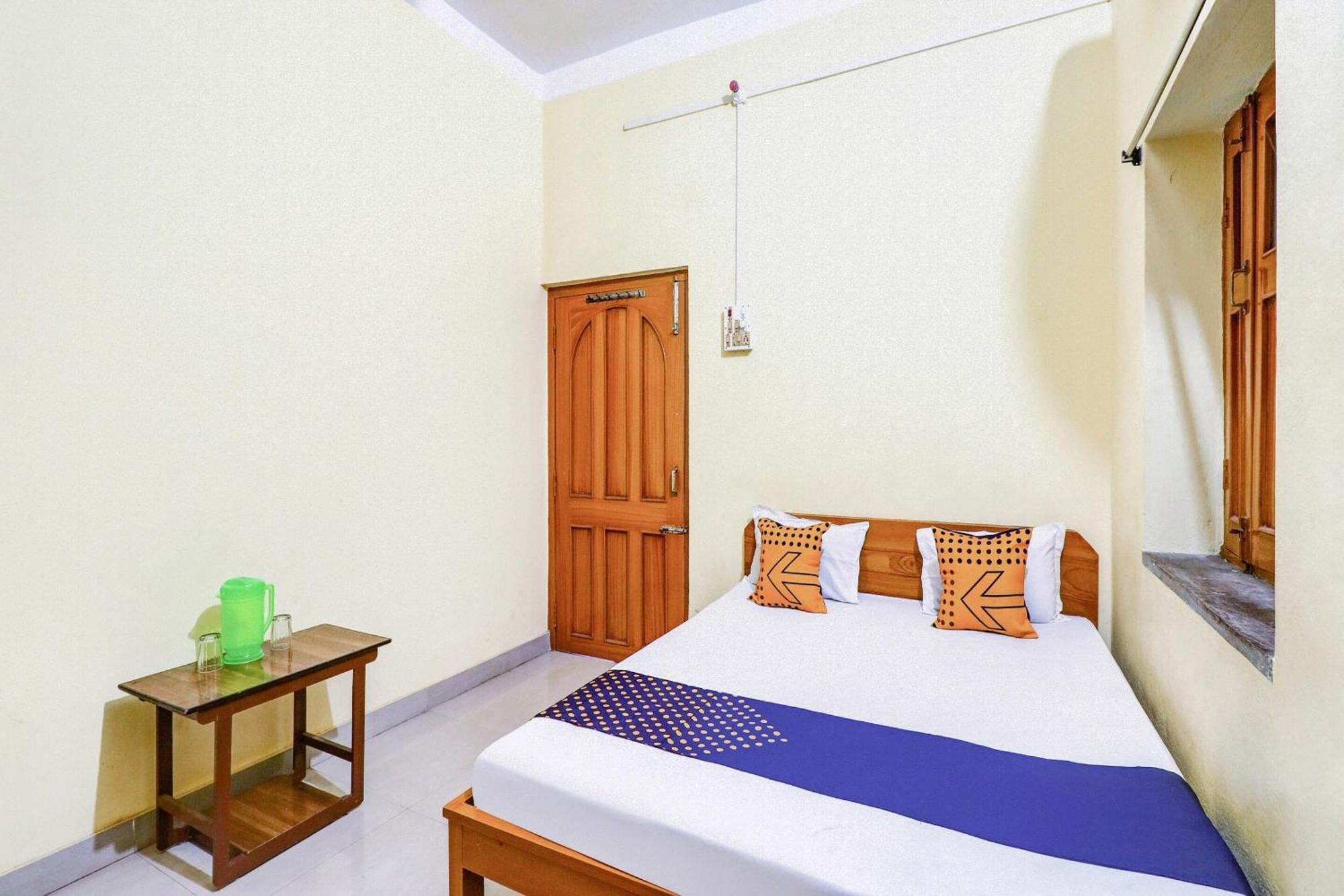 Hotel O Shivaye Rest House Deoghar Eksteriør bilde